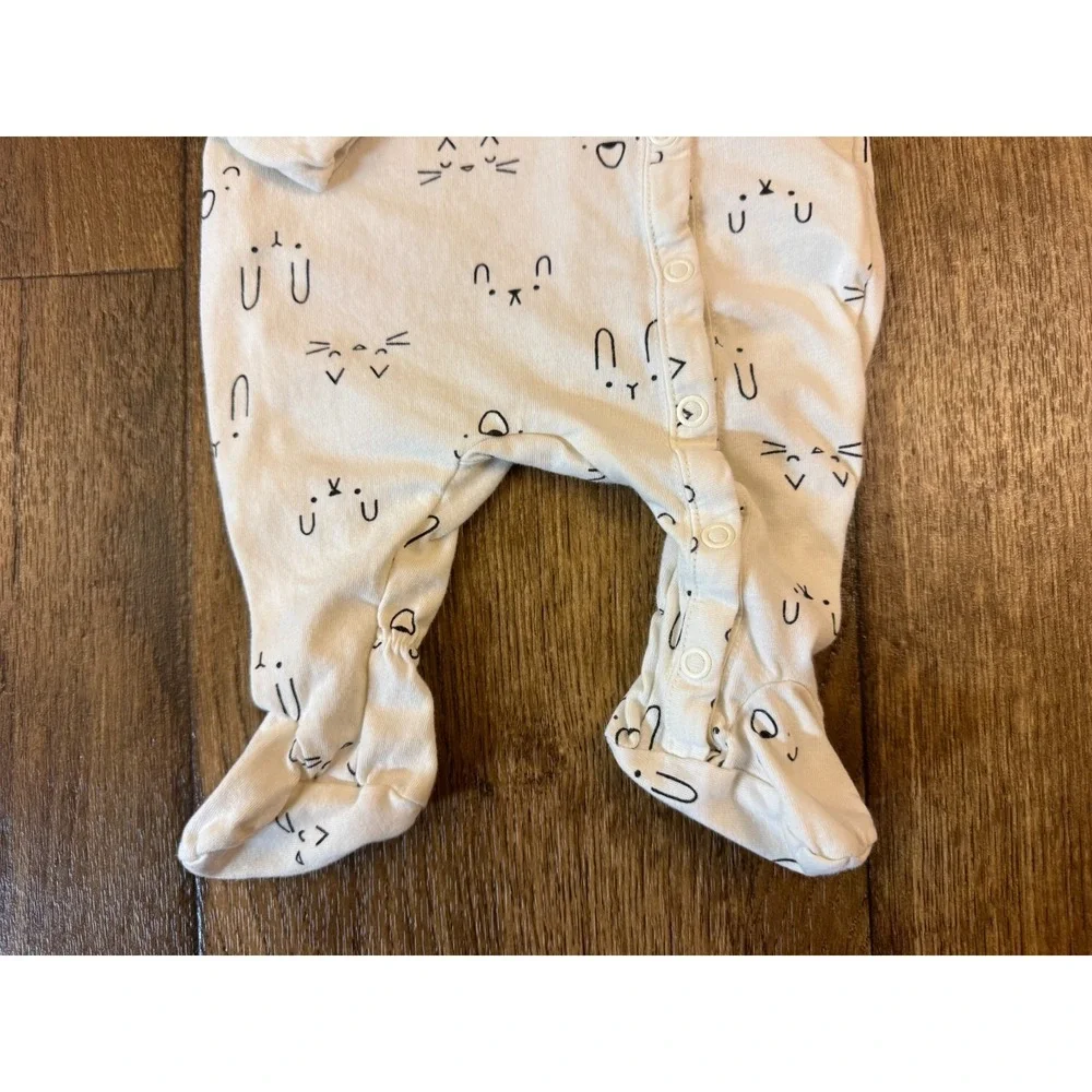 Mighty Goods Baby Outfit Girl Preemie Clothes‎ Hat Cat Bunny Face Footed Set Lot